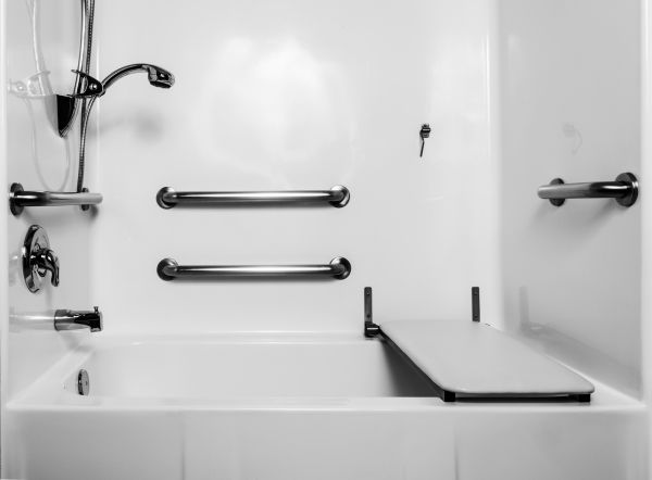 Accessible Tub Installation in Valparaiso